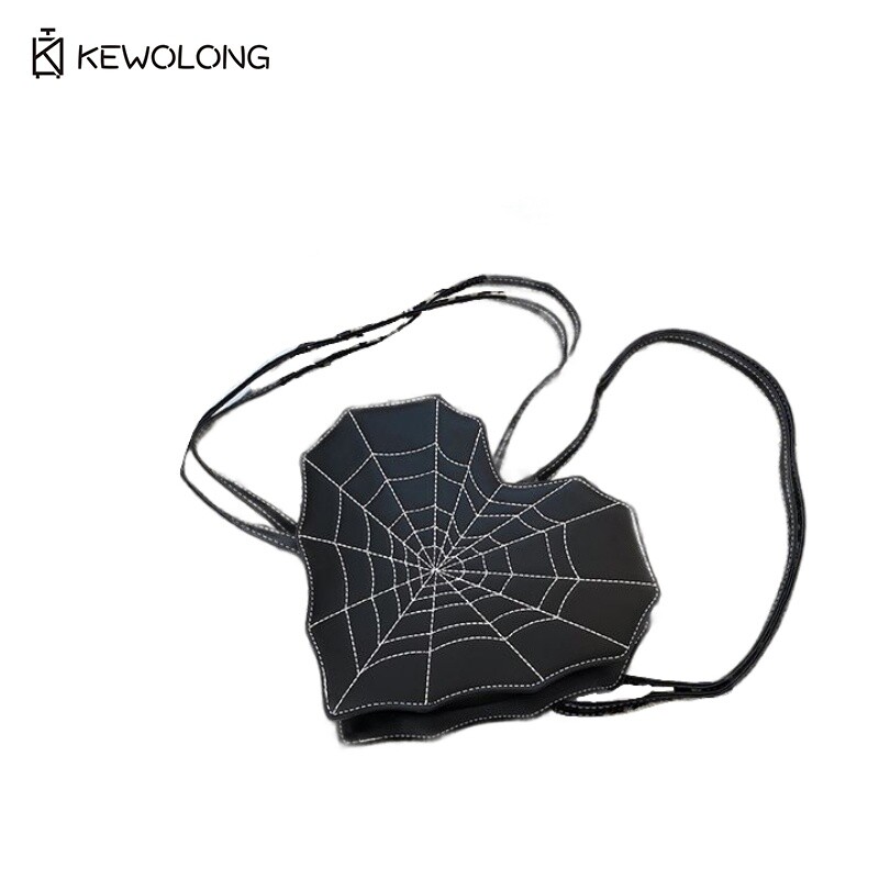 Torba na ramię w kształcie nie – Embroidery Bag recenzja i cena